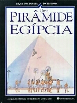 UMA PIRAMIDE EGIPCIA