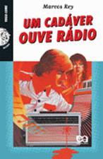 UM CADAVER OUVE RADIO