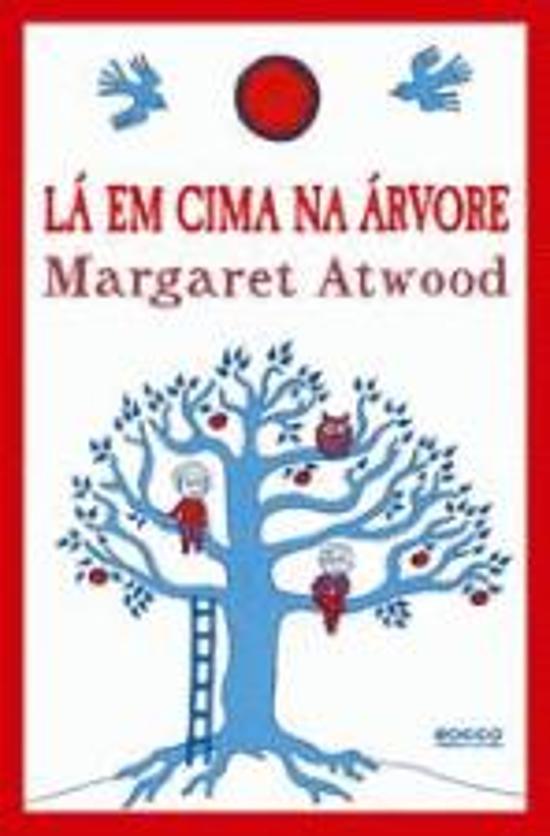 LA EM CIMA NA ARVORE